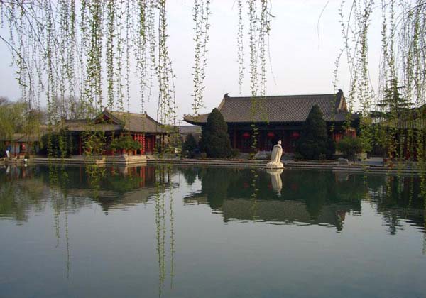 Huaqing Hot Springs Pictures | China Pictures Huaqing Hot Springs Pictures | China Pictures