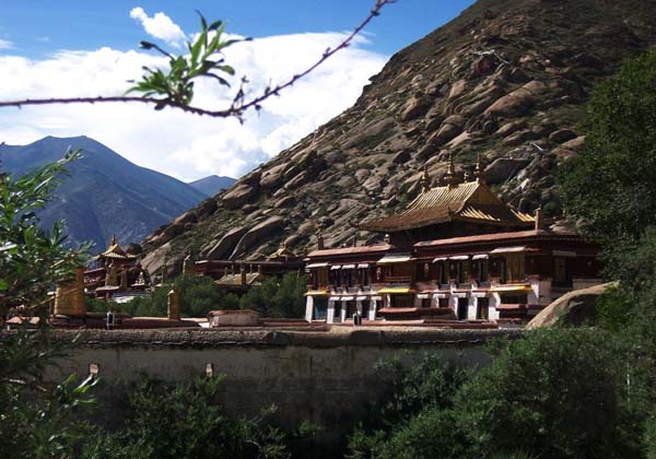 Tibet Pictures – Sear Monastery