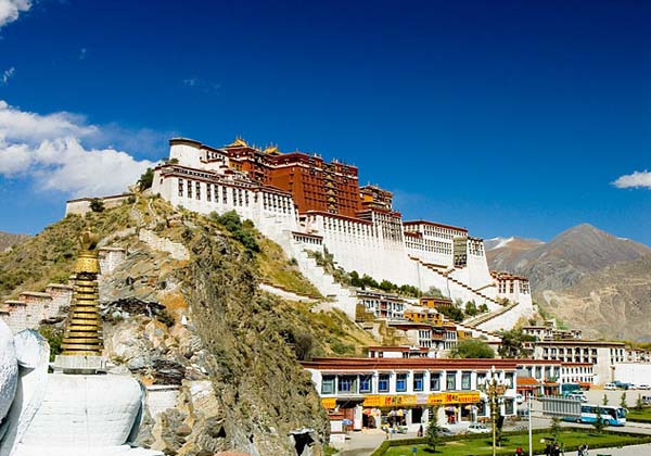 china-gallery-of-potala-palace china-gallery-of-potala-palace