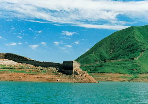 panlong-lake-in-beyond-the-great-wall-pictures panlong-lake-in-beyond-the-great-wall-pictures