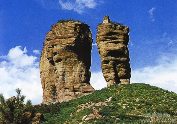 the-twin-colossals | Chengde China